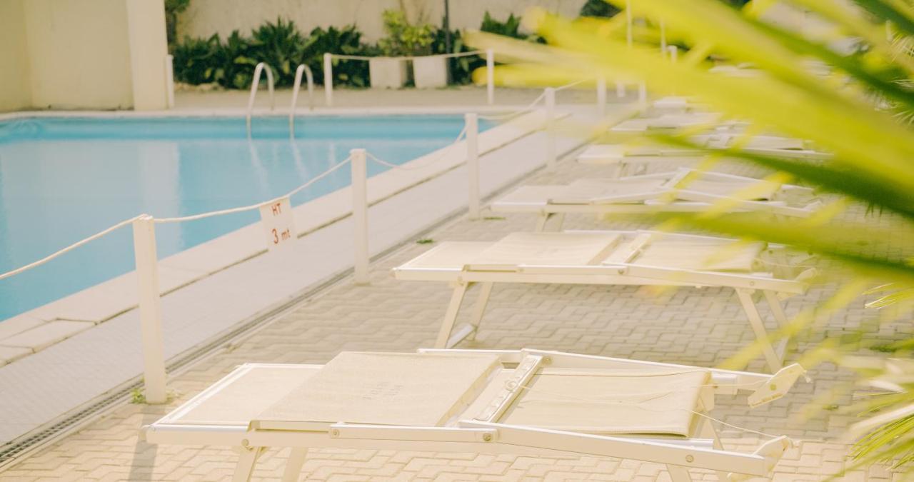 Hotel Beverly Rimini Exterior foto